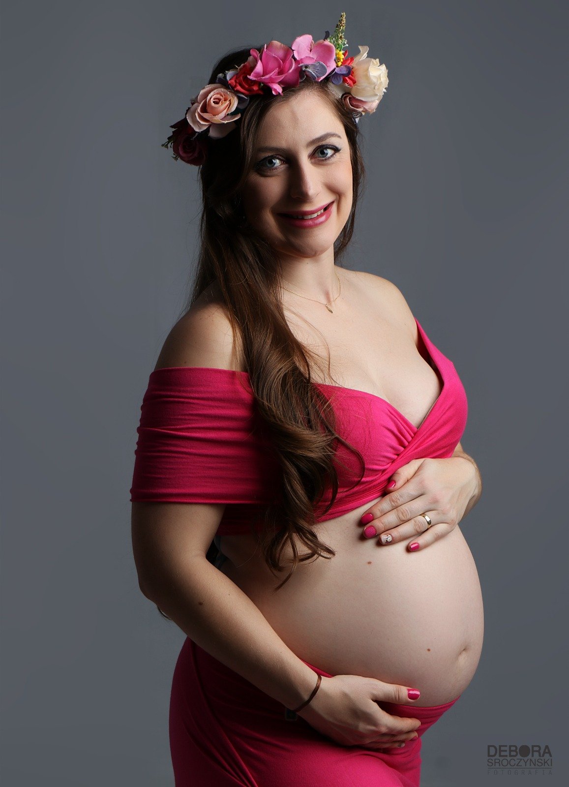 Ensaio fotográfico de gestante em estúdio. - Foto 1